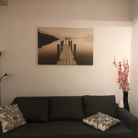 Dimora Centodue * Бари